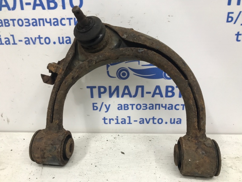 Рычаг передний верхний правый Toyota Land Cruiser 1998-2007 J100 0 контрактная
