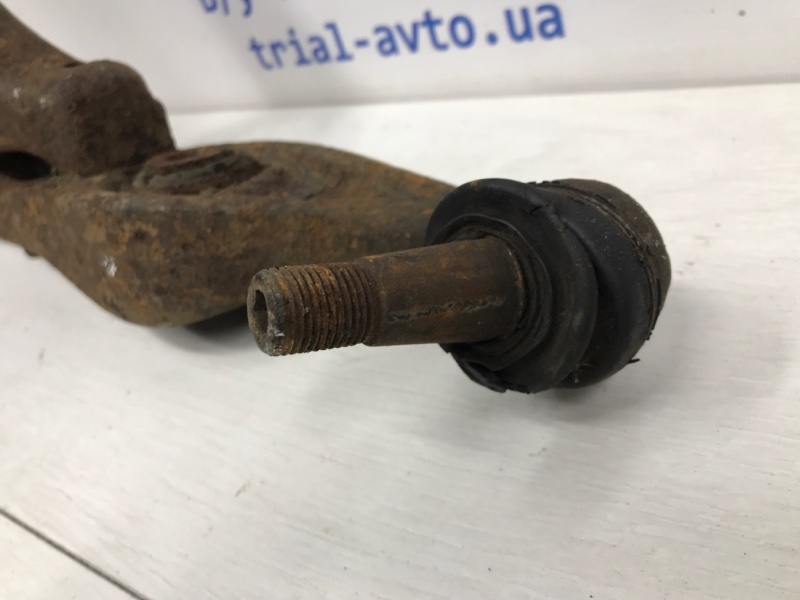 Рычаг правый 6 2008-2012 GH Рычаг правый 6 2008-2012 GH