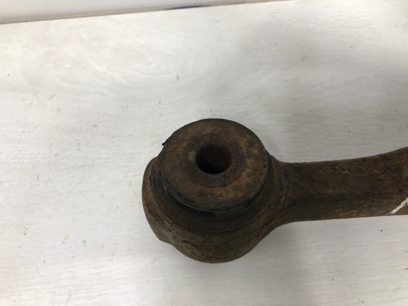 Рычаг правый Mazda 6 GH Рычаг правый Mazda 6 GH