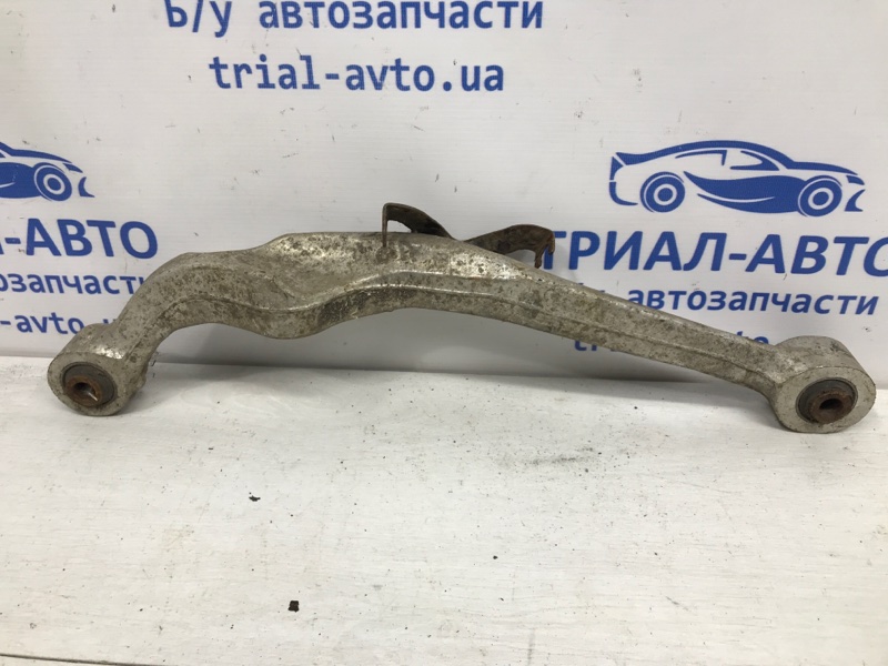 Рычаг задний поперечный правый Nissan Qashqai 2006-2013 J10 55120JD000 контрактная