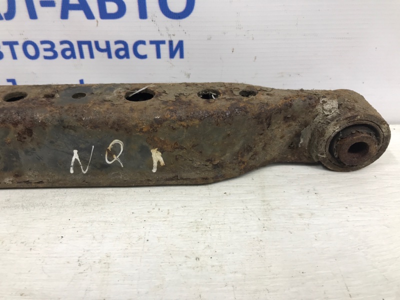 Рычаг задний поперечный Nissan Qashqai J10