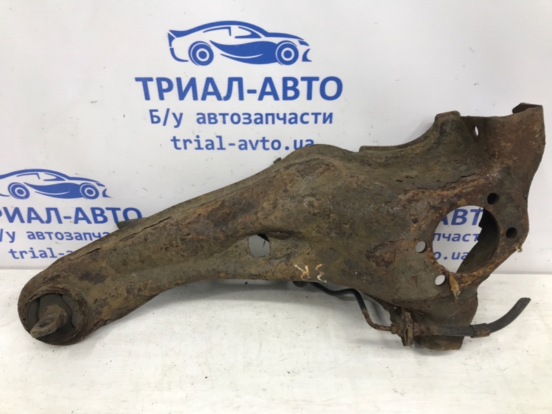 Рычаг задней подвески продольный правый Mitsubishi Lancer 2007-2017 10 4125A013 контрактная