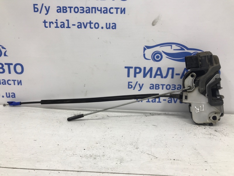 Замок двери передний правый Cruze 2009-2016 J300 1.8 F18D4