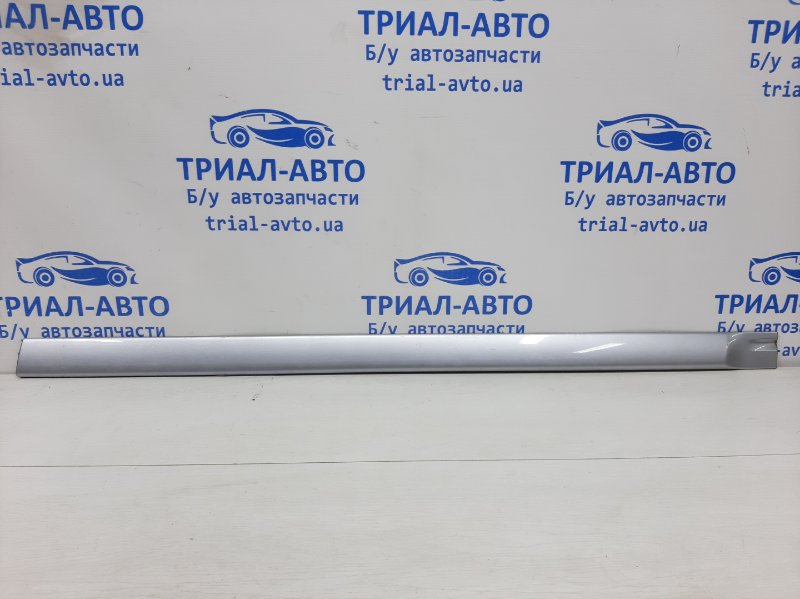 Накладка двери передняя правая Mitsubishi Lancer 2003-2009 9 1.6 бензин 4G18 MN190108HB Б/У