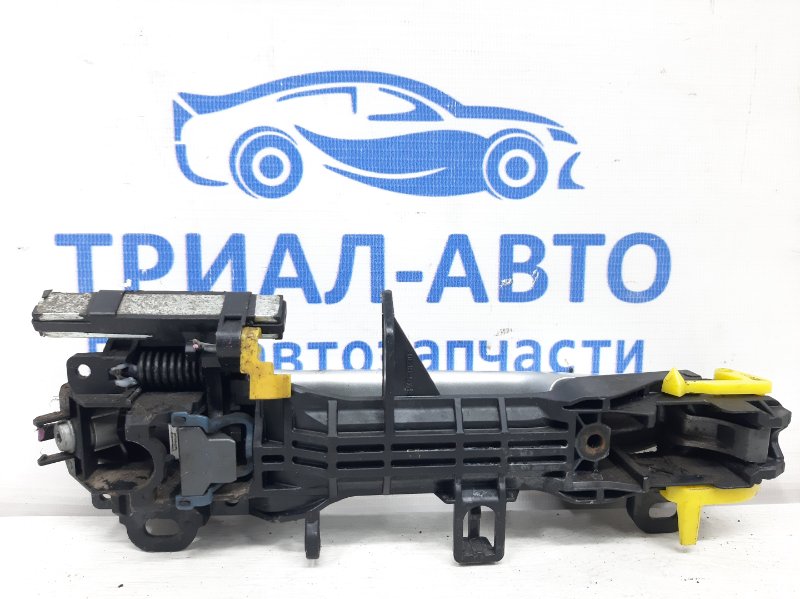 Ручка двери внешняя передняя левая Toyota Avensis T27 1.8 бензин 2ZRFAE