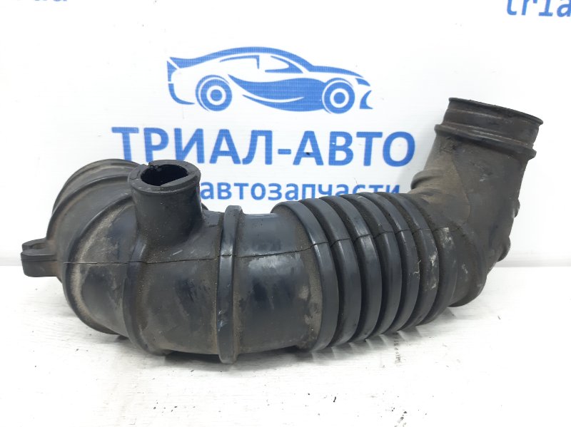 Патрубок воздушного фильтра Mitsubishi Pajero Wagon 2006-2022 4 3.2 Дизель 4M41 1505A196 Б/У