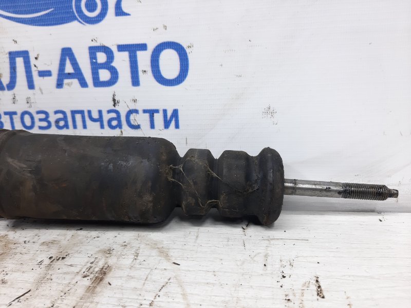 Амортизатор задний Mitsubishi Lancer 9 1.6 бензин 4G18