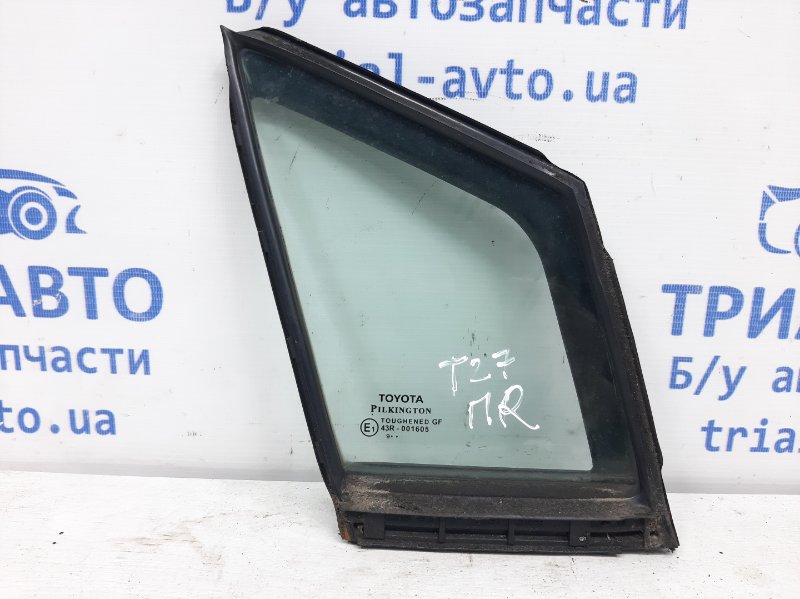 Стекло двери задней правой (форточка) Toyota Avensis 2009-2018 T27 1.8 бензин 2ZRFAE 6812505010 Б/У