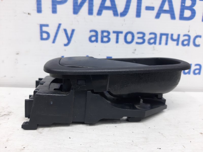 Ручка двери внутренняя левая Mitsubishi Lancer 9 1.6 бензин 4G18