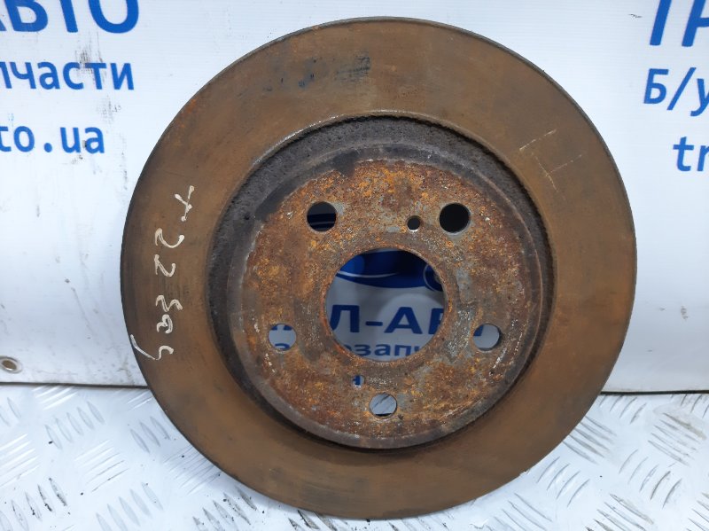 Диск тормозной задний Toyota Avensis 2009-2018 T27 1.8 бензин 2ZRFAE 4243105070 Б/У