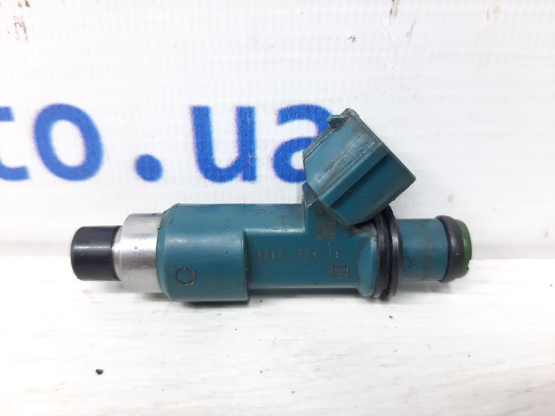 Форсунка топливная Suzuki Grand Vitara 2005-2016 JT 2.0 Бензин J20A 1571065J00 Б/У