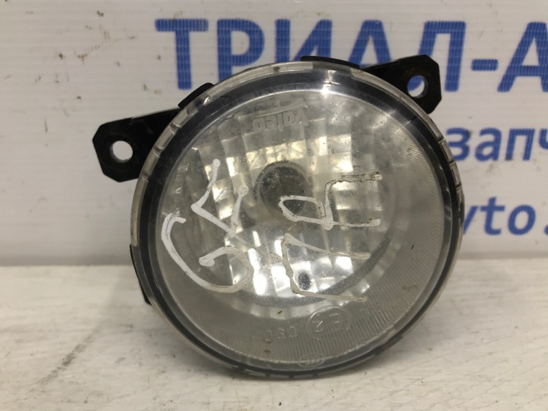 Фара противотуманная Mitsubishi Outlander 2012-2021 GF 2.2 diesel 4N14 8324A014 Б/У