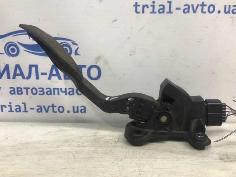 Педаль газа Mitsubishi Outlander 2012-2021 GF 2.2 diesel 4N14 1600A115 Б/У