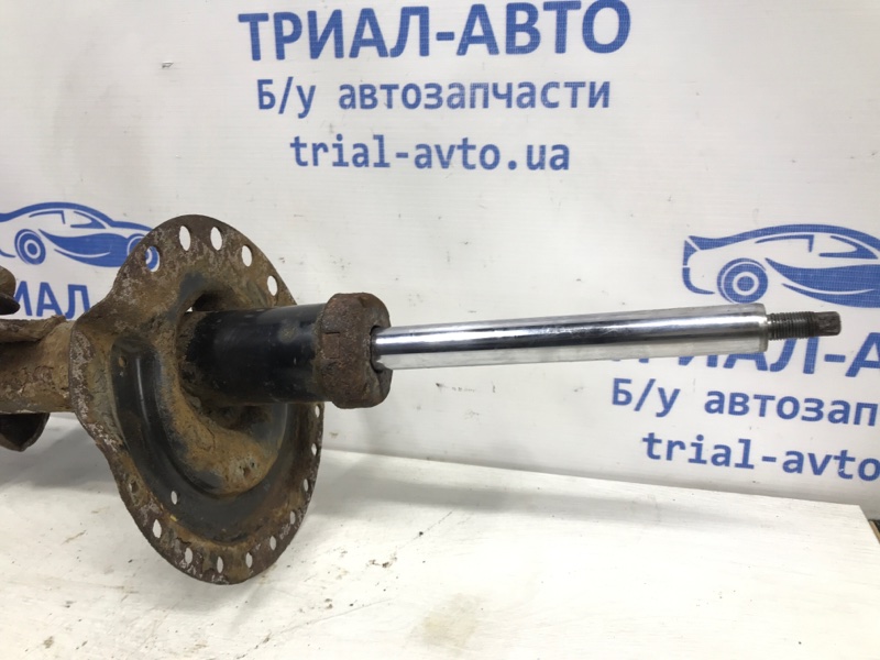 Амортизатор передний правый Outlander 2012-2021 GF 2.2 diesel 4N14