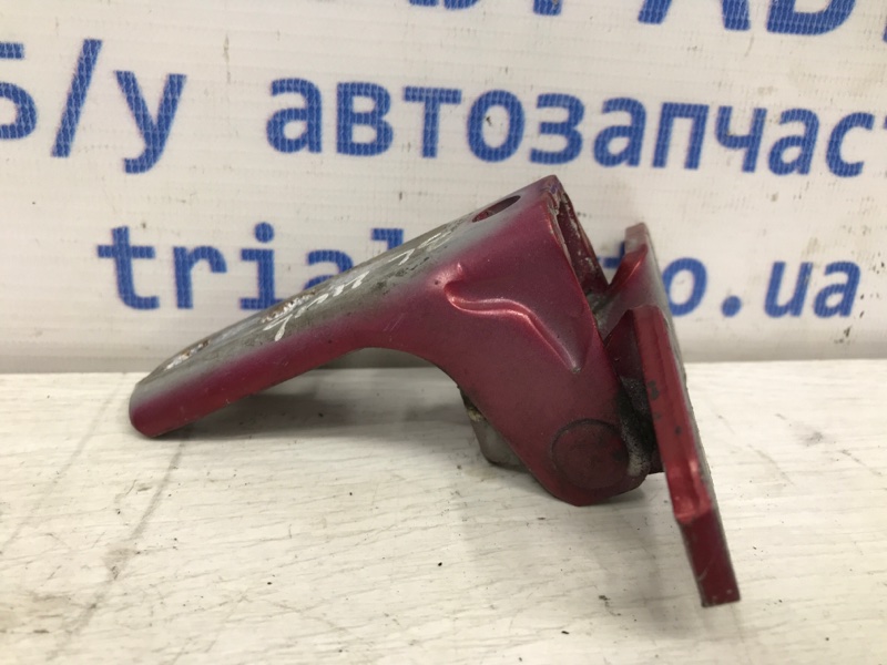 Петля двери задней левой нижняя Mitsubishi Lancer 10 1.8 бензин 4b11