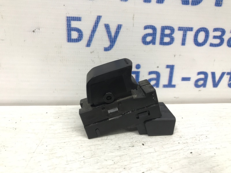Кнопка стеклоподъемника Suzuki Grand Vitara 2005-2016 JT 2.0 Бензин J20A 37995-62J00 Б/У