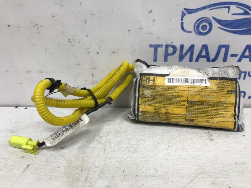 Подушка безопасности в кресло правая Toyota Avensis 2009-2018 T27 1.8 бензин 2ZRFAE 7391005050 Б/У