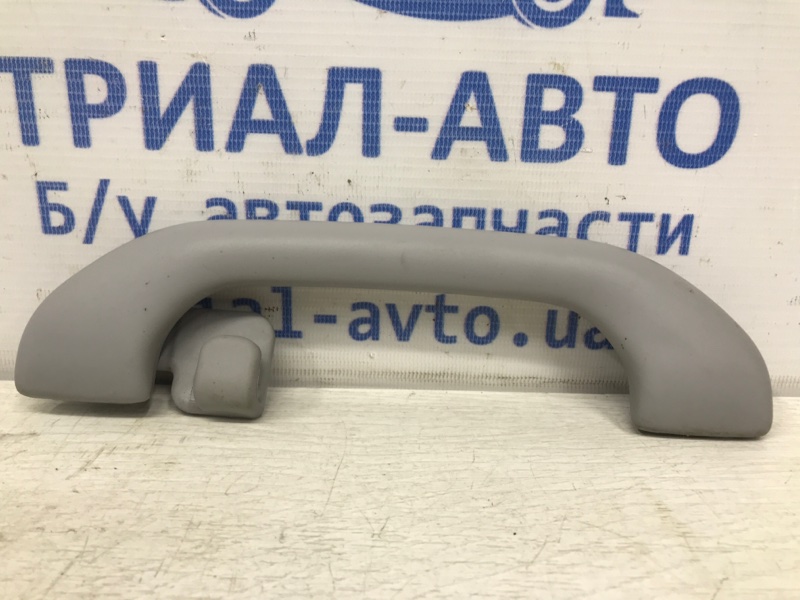 Ручка потолка Mitsubishi Pajero Sport 1996-2008 K9 2.5 Diesel MR330017 Б/У
