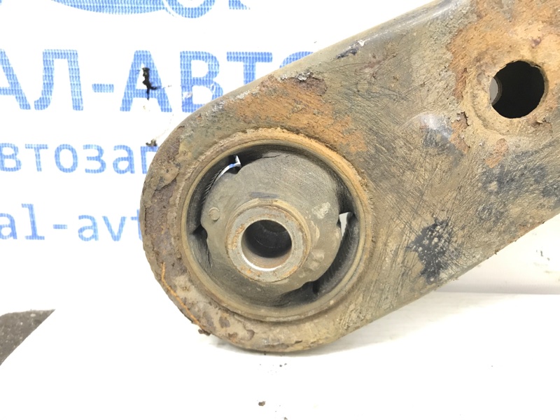 Рычаг правый RAV 4 2005-2012 A30 2.2 diesel 2ADFTV