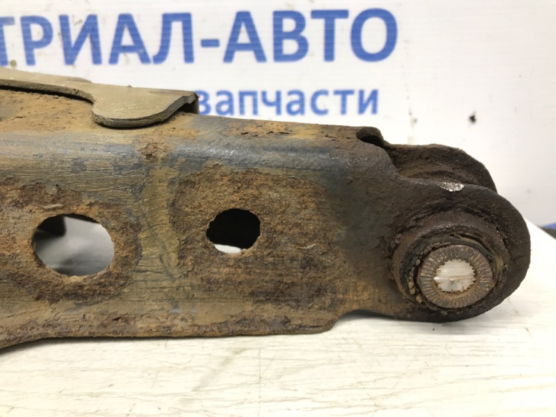 Рычаг задней подвески нижний поперечный (под пружину) Toyota RAV 4 A30 2.2 diesel 2ADFTV