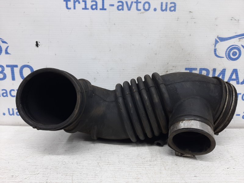 Патрубок воздушного фильтра Outlander 2003-2006 CU 2.4 бензин 4G69 Патрубок воздушного фильтра Outlander 2003-2006 CU 2.4 бензин 4G69