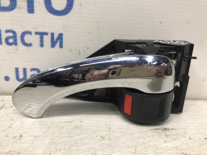Ручка двери внутренняя левая Toyota RAV 4 2005-2012 A30 2.2 diesel 2ADFTV 6920633100B0 Б/У
