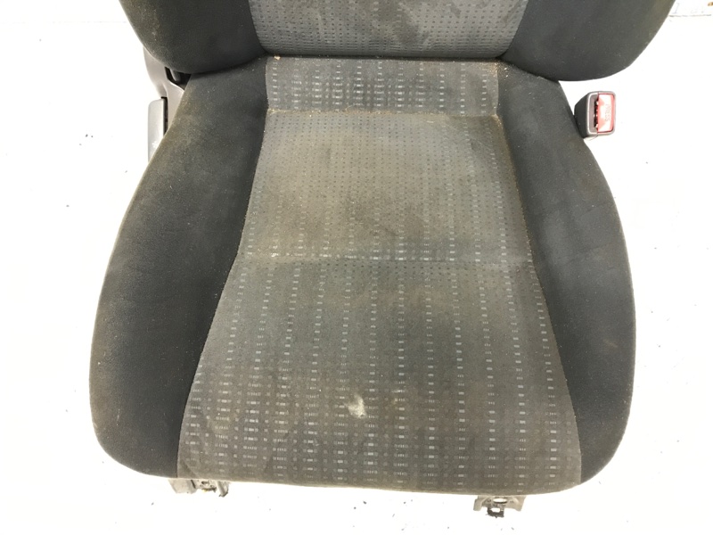 Сиденье переднее правое Mitsubishi Pajero Sport K9 2.5 Diesel