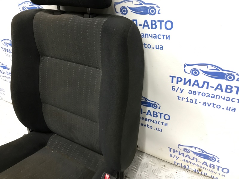 Сиденье переднее правое Pajero Sport 1996-2008 K9 2.5 Diesel