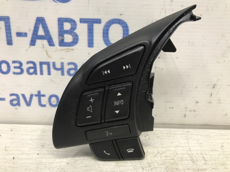 Кнопки руля левые Mazda 6 2012- GJ 2.2 diesel GKL4664M0A Б/У