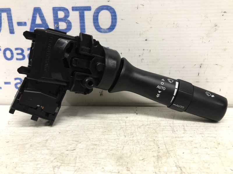 Переключатель подрулевой правый(дворники) Toyota Avensis 2009-2018 T27 2.0 diesel 8465205190 Б/У