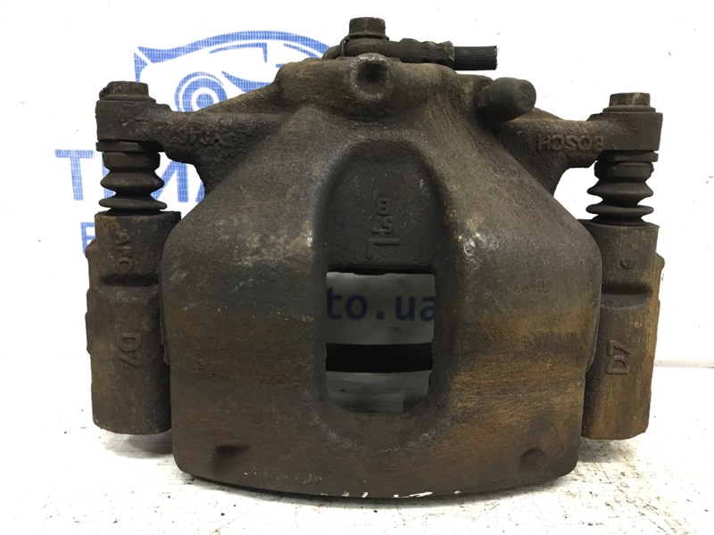 Суппорт передний левый Toyota Avensis 2009-2018 T27 2.0 diesel 4775005110 Б/У