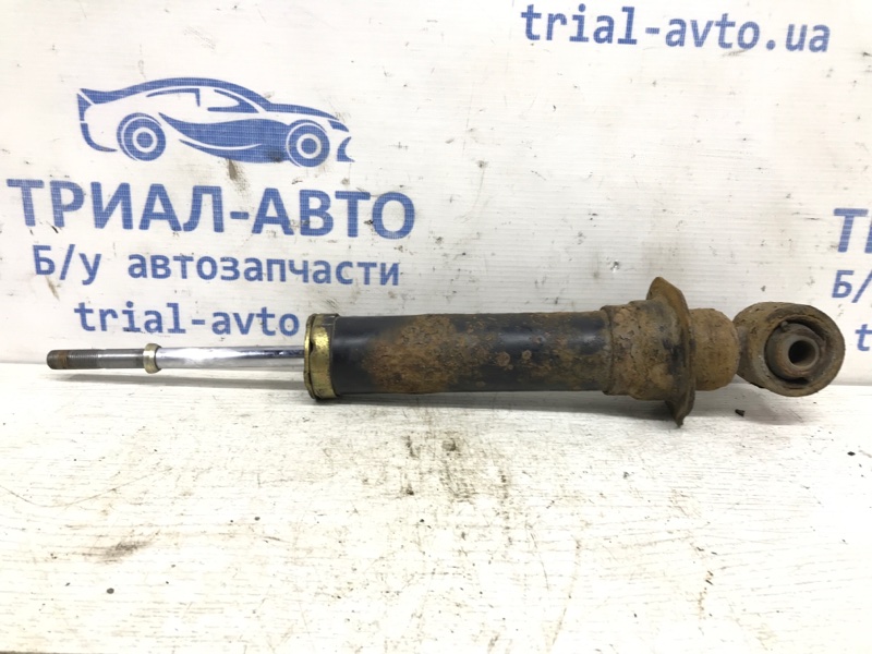 Амортизатор задний задний правый Toyota Avensis 2003-2009 T25 2.2 diesel 2ADFTV 4813105820 Б/У