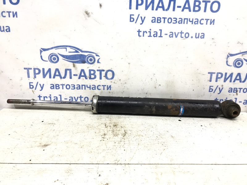 Амортизатор задний Toyota Avensis 2009-2018 T27 2.0 diesel 485308Z017 Б/У