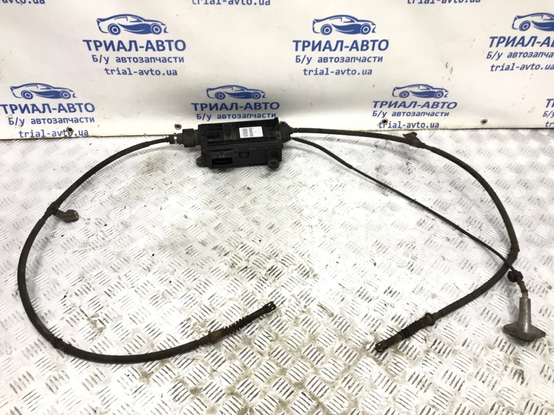 Блок управления ручником Toyota Avensis 2009-2018 T27 2.0 diesel 4630005041 Б/У