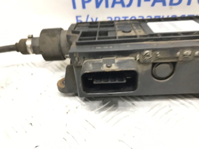 Блок управления ручником Avensis 2009-2018 T27 2.0 diesel
