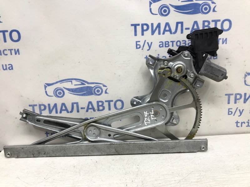 Стеклоподъемник передний левый Avensis 2009-2018 T27 2.0 diesel