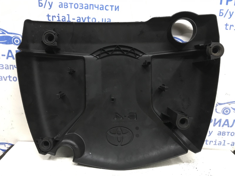 Декоративная крышка ДВС Avensis 2009-2018 T27 2.0 diesel