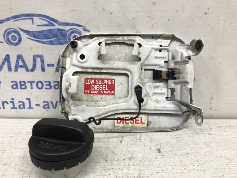 Лючок бака Avensis 2009-2018 T27 2.0 diesel Лючок бака Avensis 2009-2018 T27 2.0 diesel