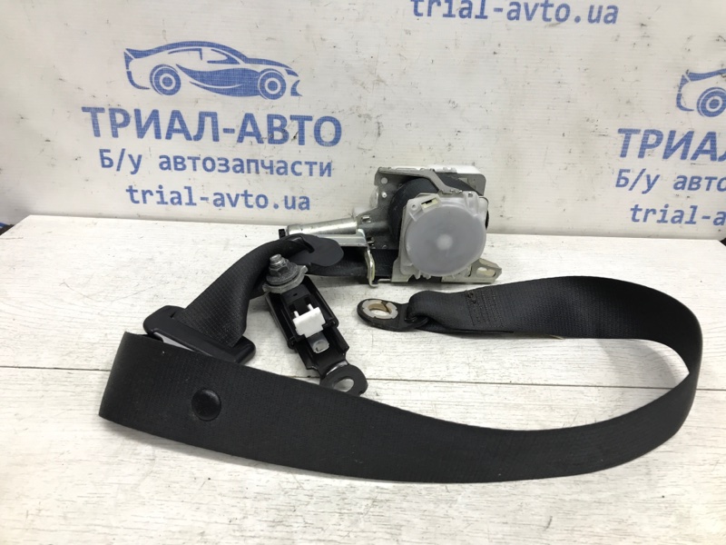 Ремень безопасности передний левый Toyota Avensis 2009-2018 T27 2.0 diesel 7322005100C2 Б/У