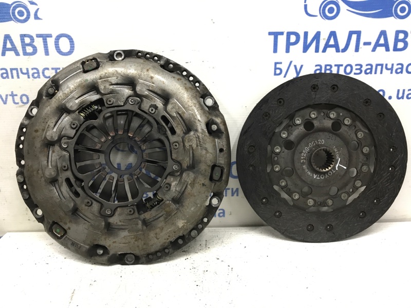 Корзина сцепления+Диск сцепления Toyota Avensis 2003-2009 T25 2.2 diesel 2ADFTV 3100105040 Б/У