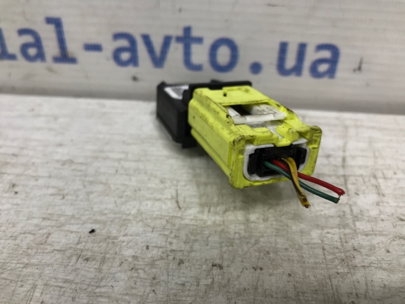 Датчик удара (AIRBAG) Avensis 2009-2018 T27 2.0 diesel