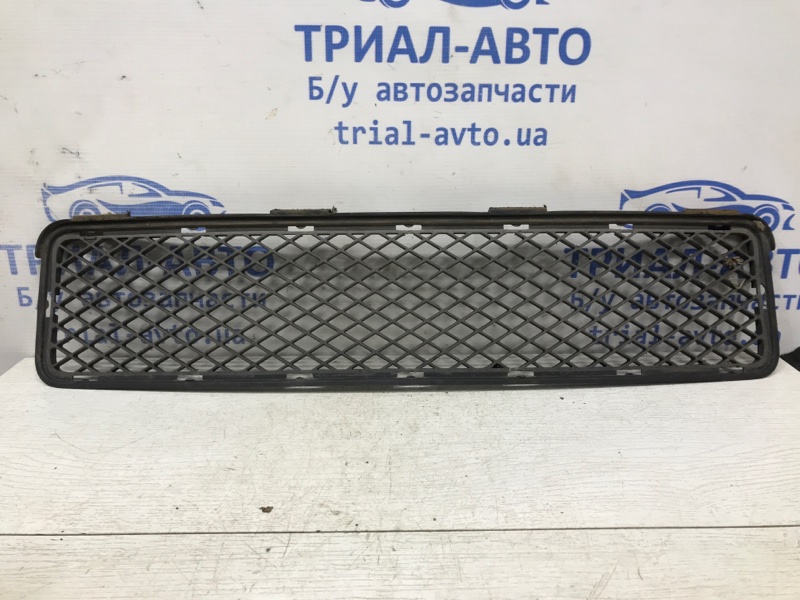 Решетка бампера центральная Hyundai Tucson 2004-2009 JM 2.0 diesel D4EA МКПП 86561-2E000 Б/У
