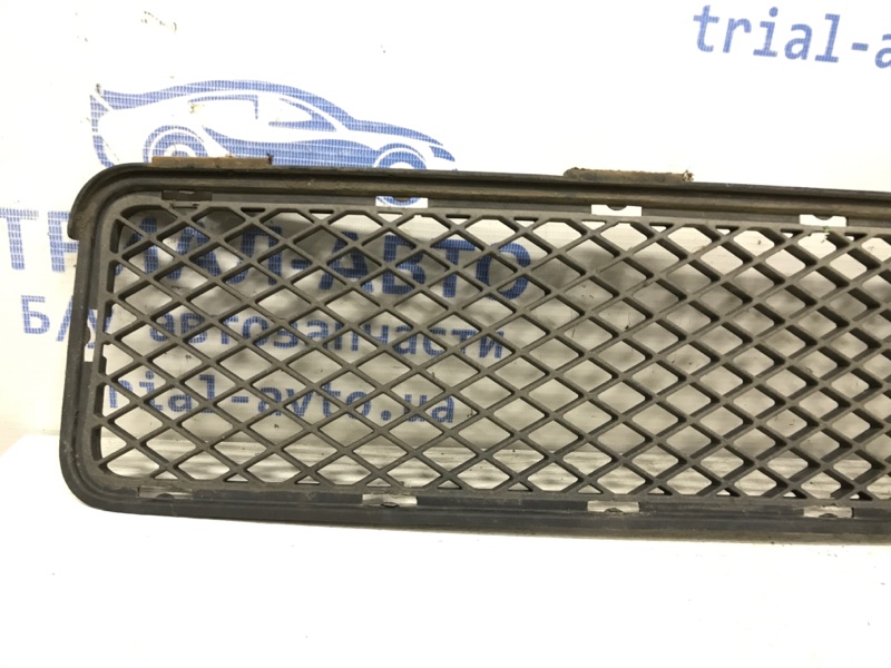 Решетка бампера центральная Hyundai Tucson JM 2.0 diesel D4EA МКПП
