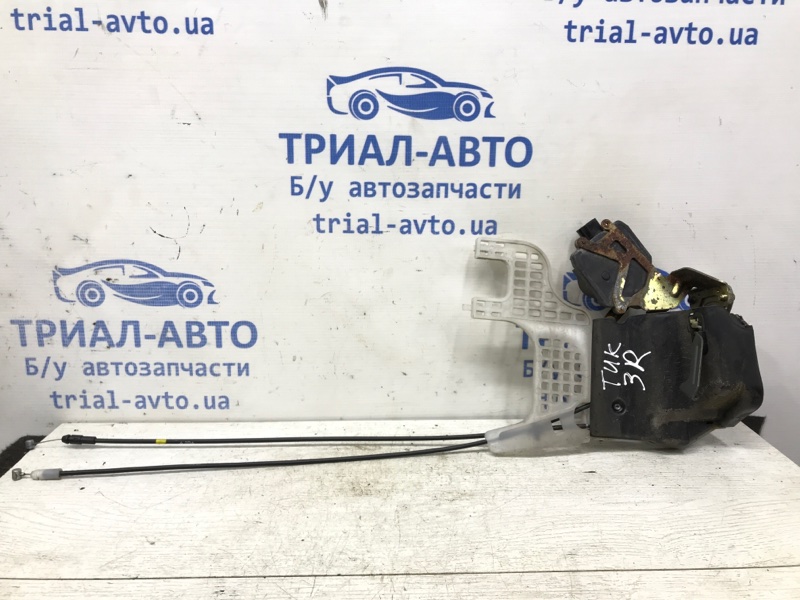 Замок двери задний правый Hyundai Tucson 2004-2009 JM 2.0 diesel D4EA МКПП 81420-2E010 Б/У