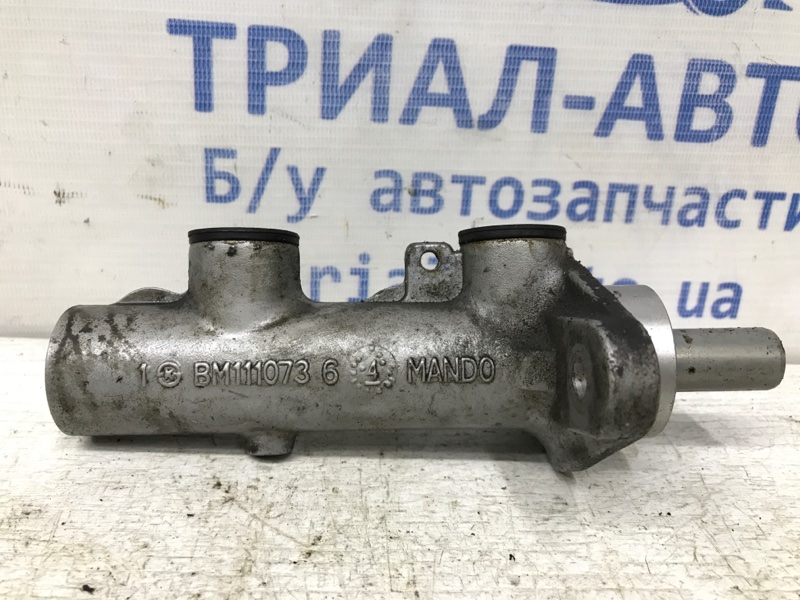Тормозной цилиндр главный Tucson 2004-2009 JM 2.0 diesel D4EA МКПП