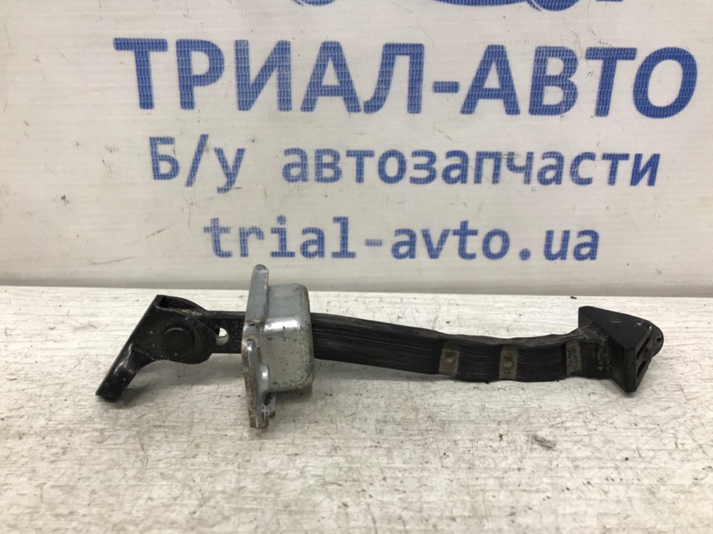 Ограничитель двери задний правый Mazda CX 5 2011-2017 KE 2.2 diesel KD5372270A Б/У