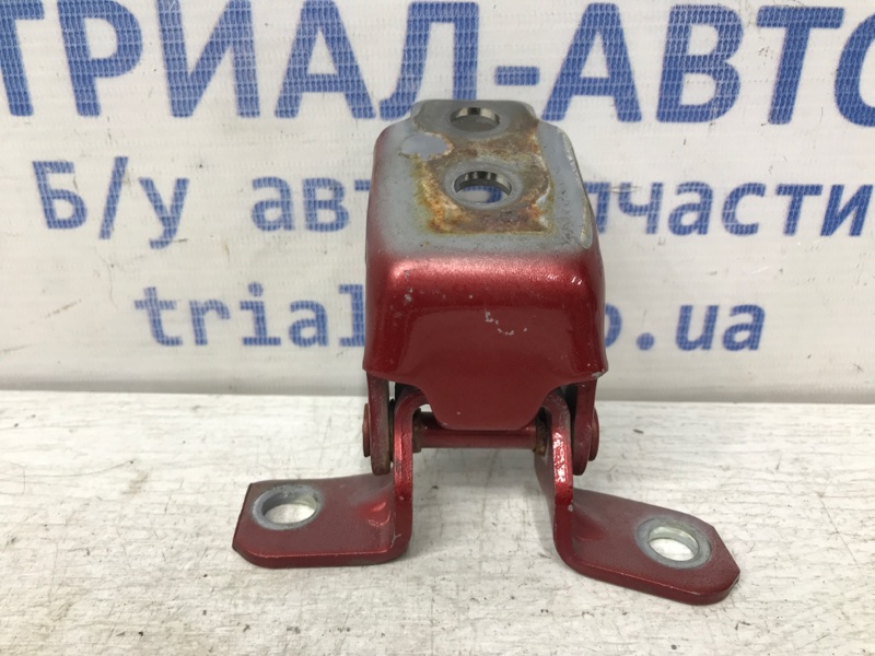 Петля двери передней правой верхняя Mazda CX 5 2011-2017 KE 2.2 diesel KD5358210 Б/У
