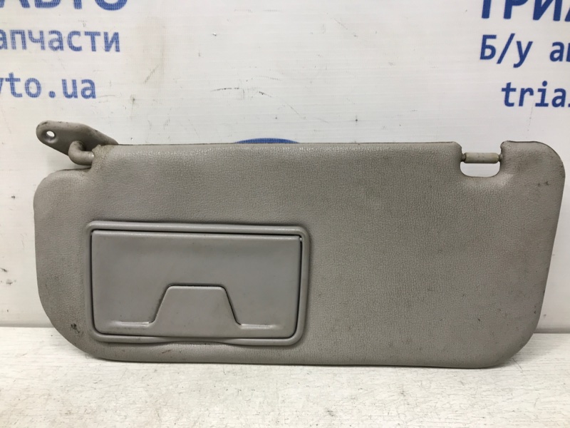 Запчасть козырек солнцезащитный левый Mitsubishi L200 2006-2015 KB 2.5 дизель 4D56U МКПП MN173057HB Б/У Козырек солнцезащитный левый Mitsubishi L200 2006-2015 KB 2.5 дизель 4D56U МКПП MN173057HB Б/У