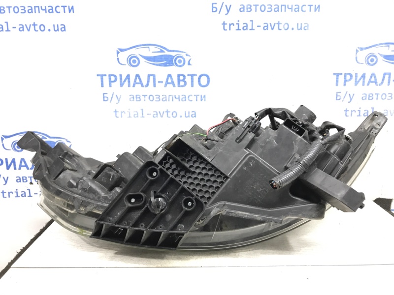 Фара правая Qashqai 2013-2022 J11 1.2 Бензин HRA2DDT