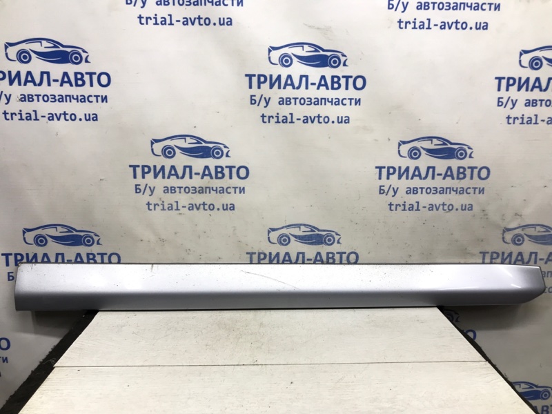 Накладка двери передняя левая Mitsubishi Outlander 2007-2012 XL 2.4 бензин 4b12 5727A029 Б/У